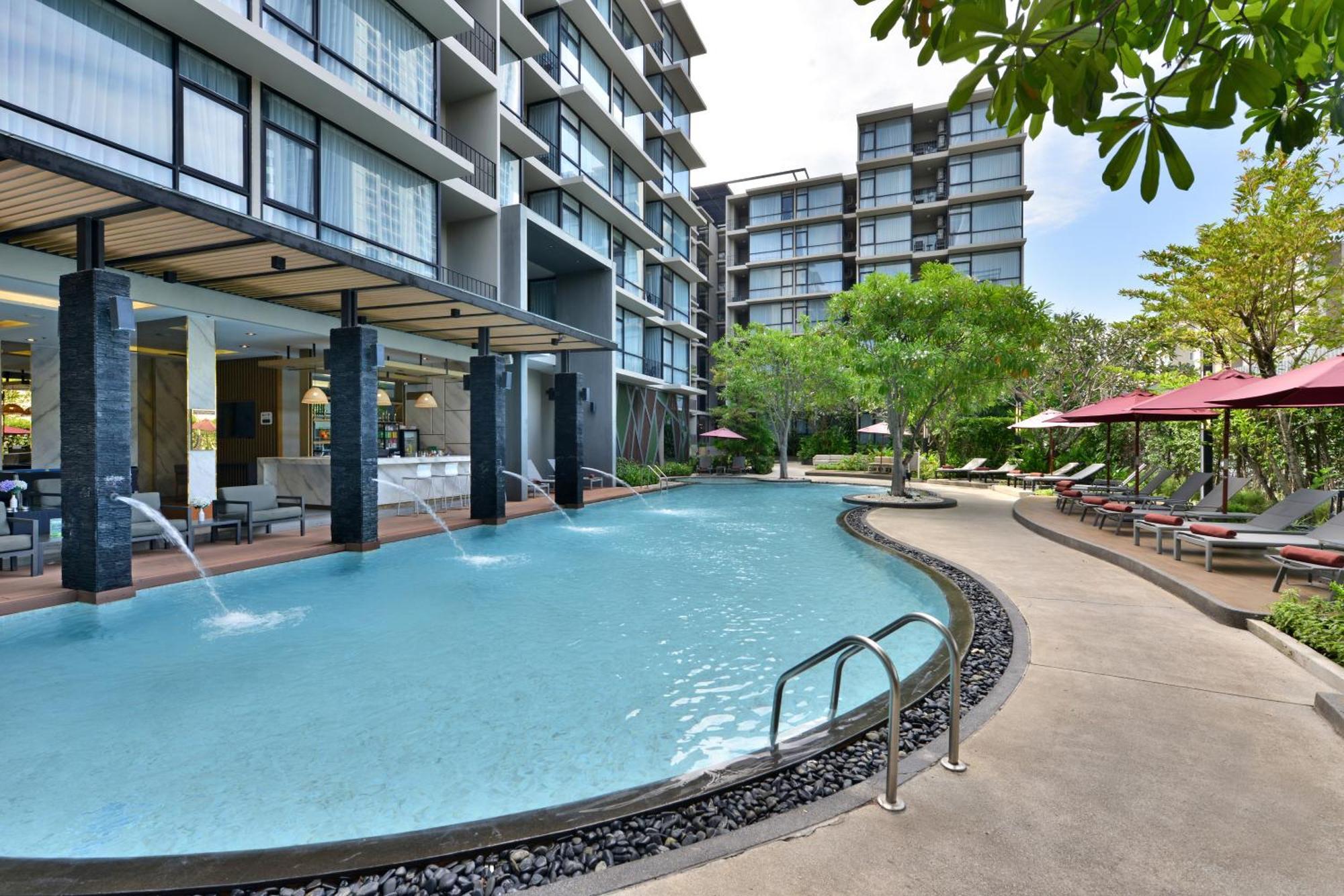 Altera Hotel And Residence By At Mind Pattaya Exterior foto