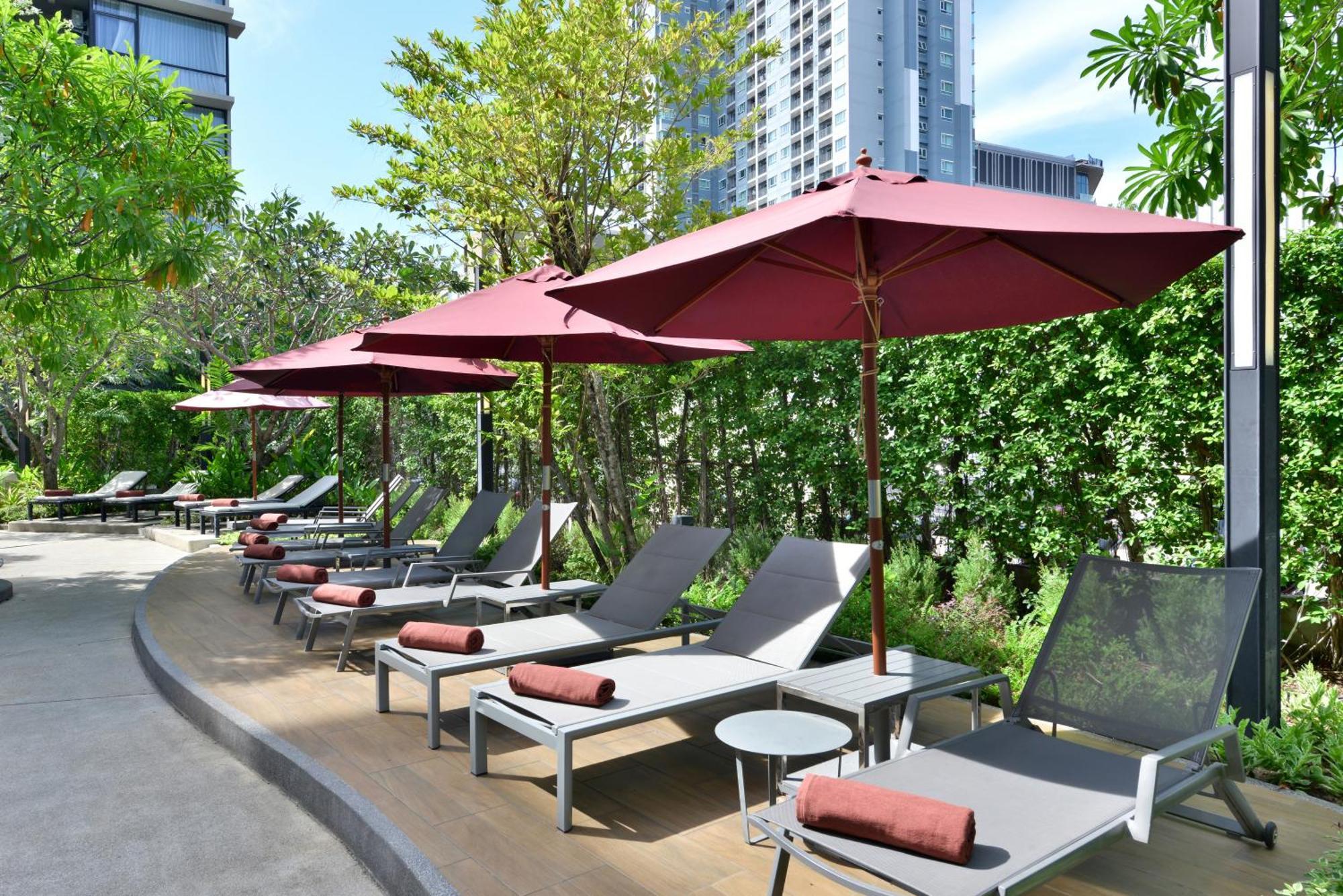 Altera Hotel And Residence By At Mind Pattaya Exterior foto